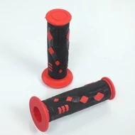 ProGrip markolat pár fekete-piros 600 (robogó) 22/25 ProGrip markolat pár fekete-piros 600 (robogó) 22/25